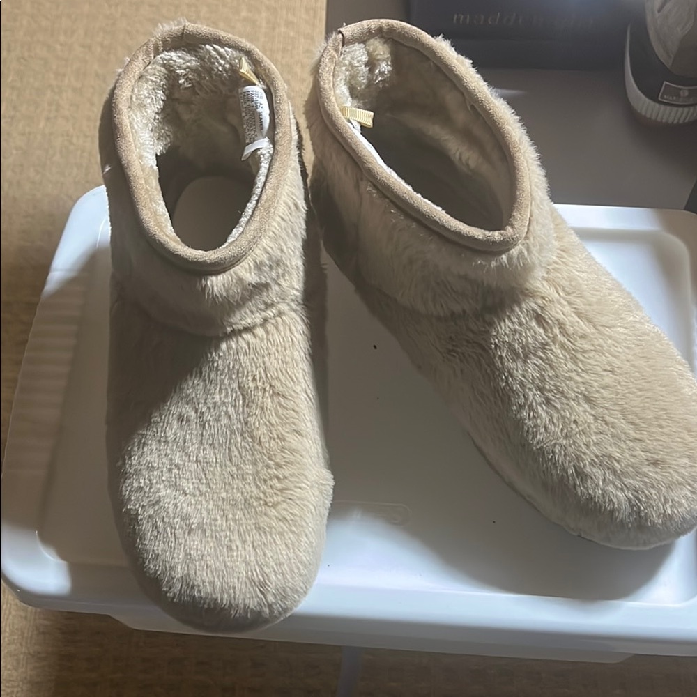 Cozy Tan Fuzzy Slippers